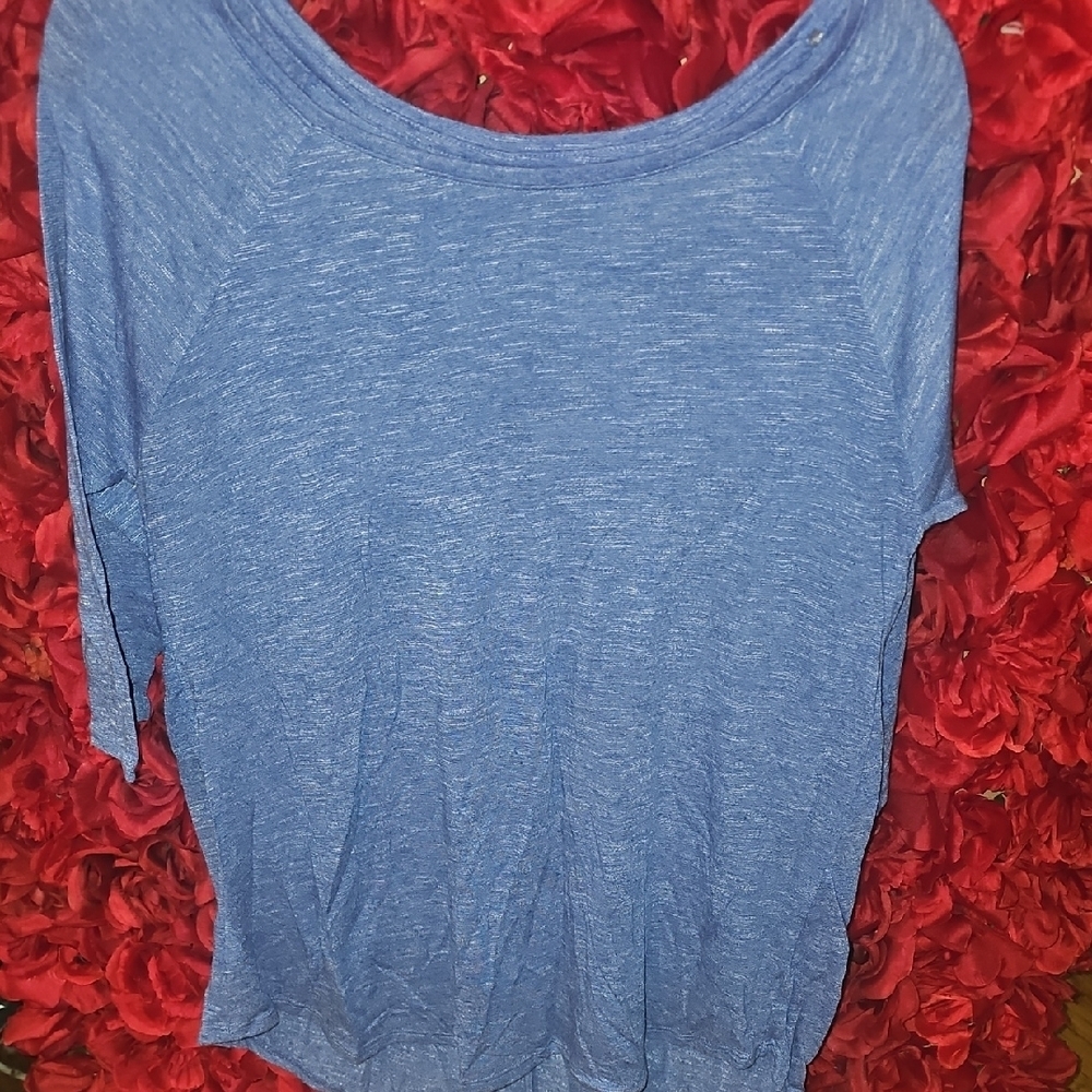 SO Women's Heather Blue Hi Lo 3/4 Sleeve Shirt Size Large